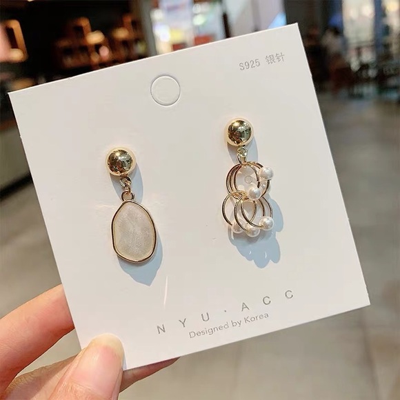 Jewelry - Final sale ‼️ Hand made New two different earrings